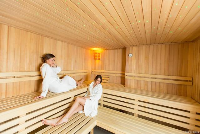 The Rejuvenating Power of Sauna and Body Massage