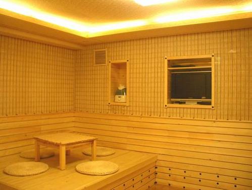 Exploring the Benefits of Sauna Culture for Health and Wellness