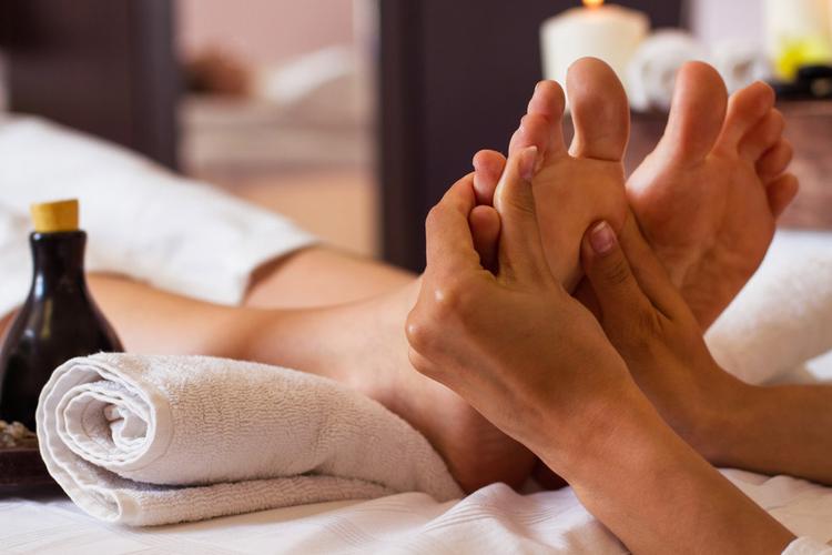 The Transformative Power of Foot Reflexology: Unlocking the Secrets to Holistic Wellness