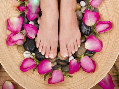 The Benefits of Foot Massage in Holistic Wellness